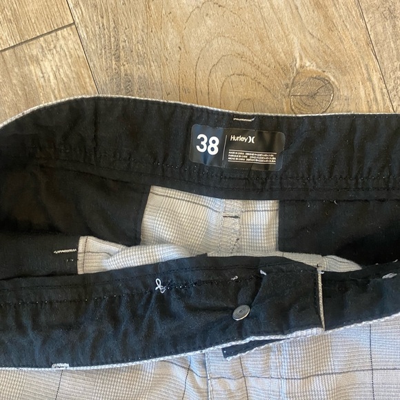 Hurley flat front casual gray grid shorts - Picture 5 of 5
